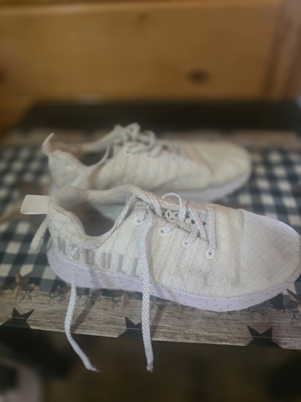 Womens Lightweight Knit Sneakers in Matryx